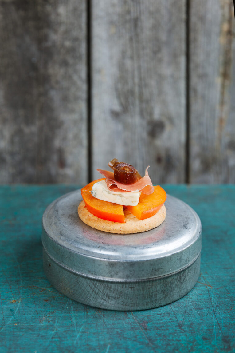 Tilltugg-till-glögg-sharonfrukt-ädelost