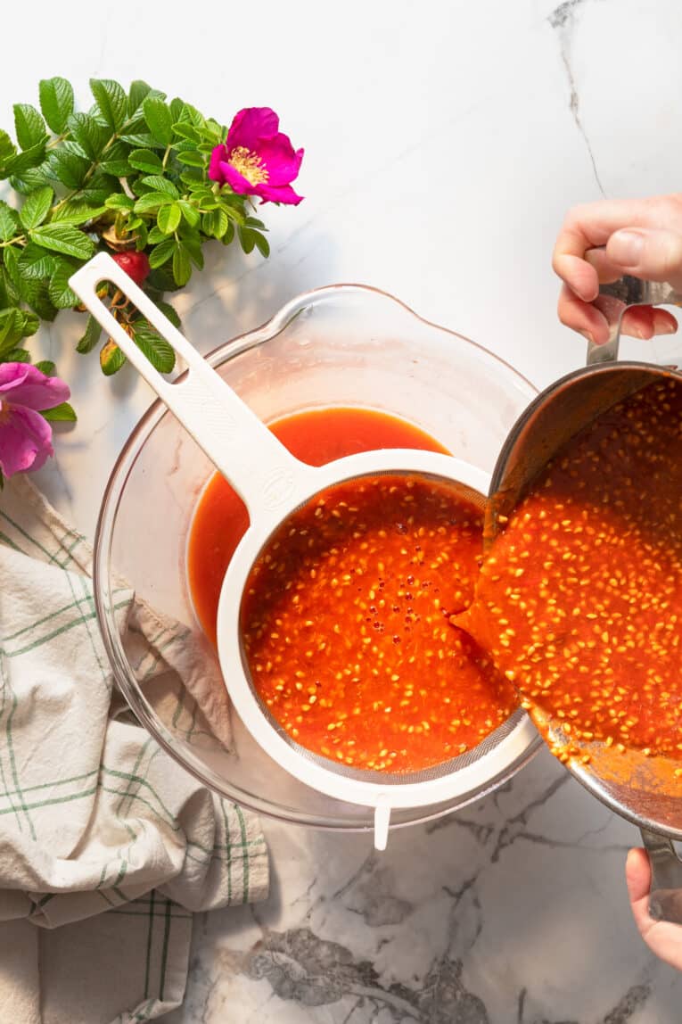 Recept på nyponsoppa